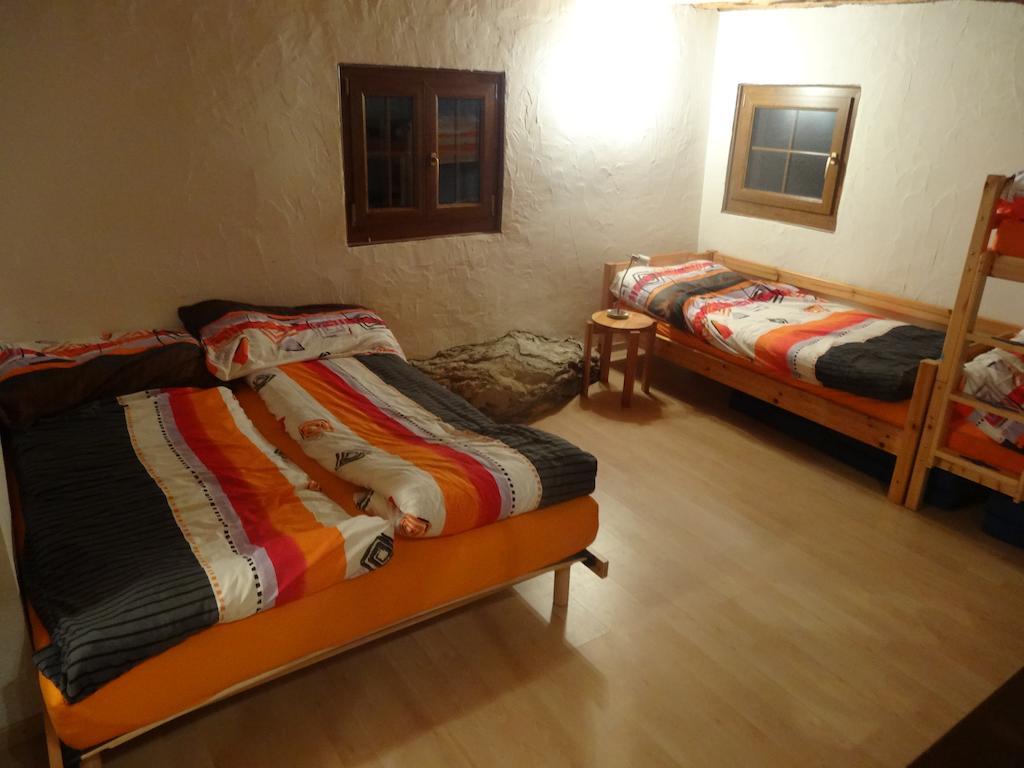 Chalet Edelweiss Hérémence Szoba fotó